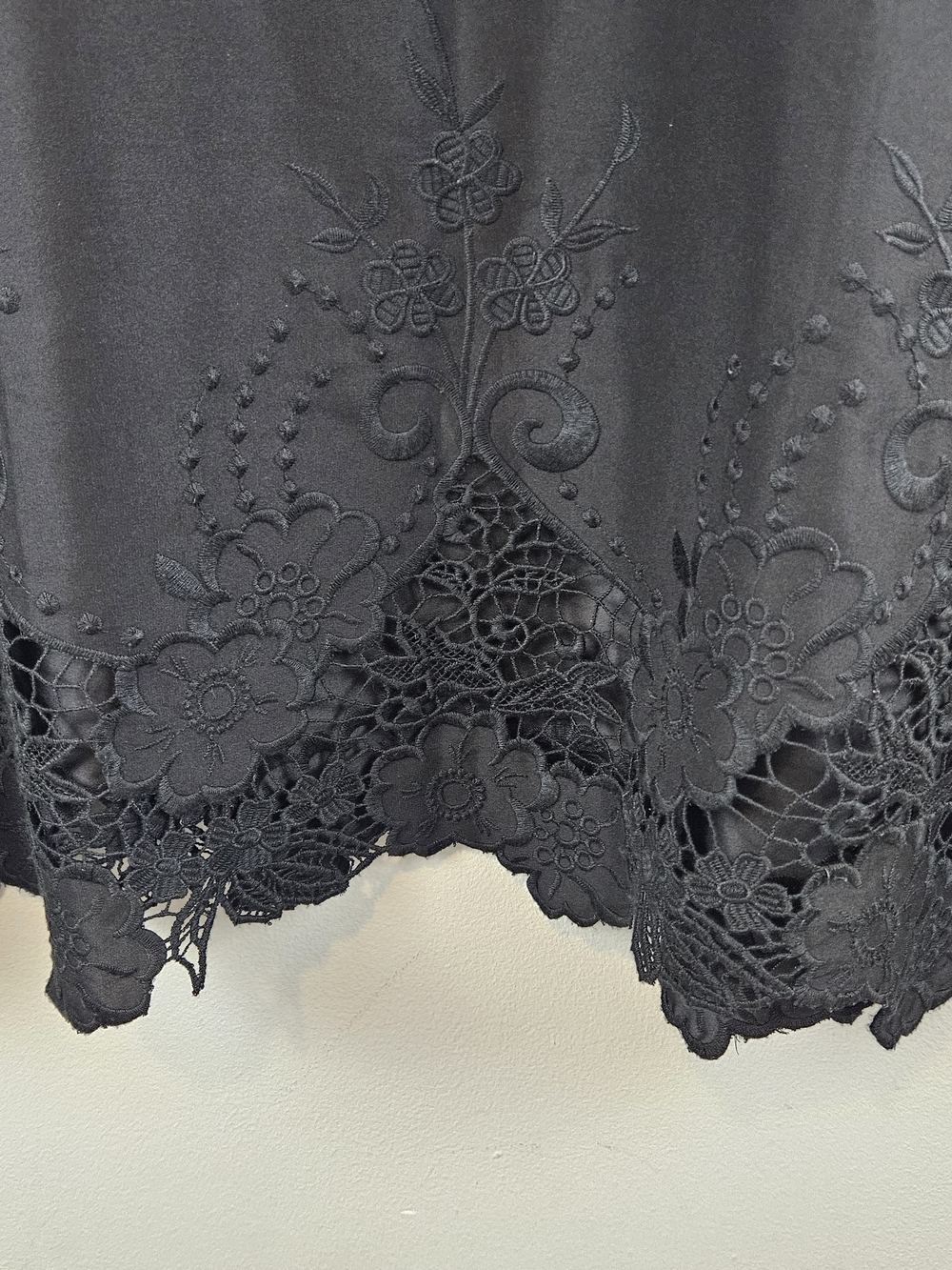 Coldwater Creek Black Sleeveless A-Line Tunic with Lace Hem Size XL - Picture 5 of 10